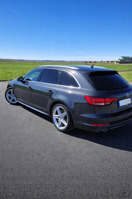 Audi  A4  S Line