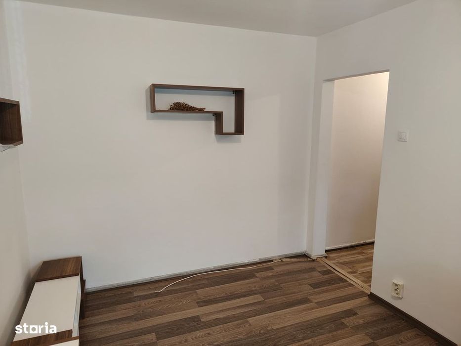 Casa de Cultura - Ap. 2 camere, semidecomandat, 37,4 m2