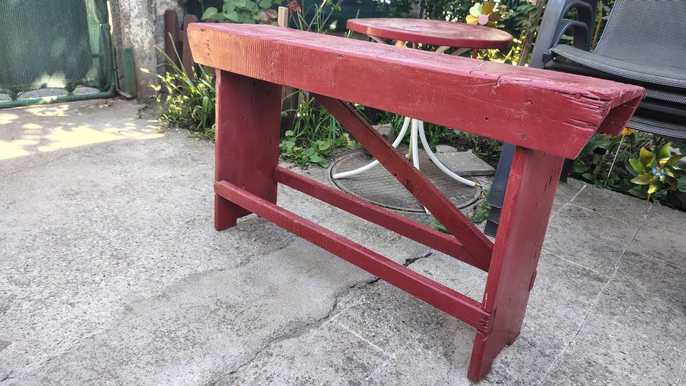 Bancuta taraneasca de exterior din lemn handmade