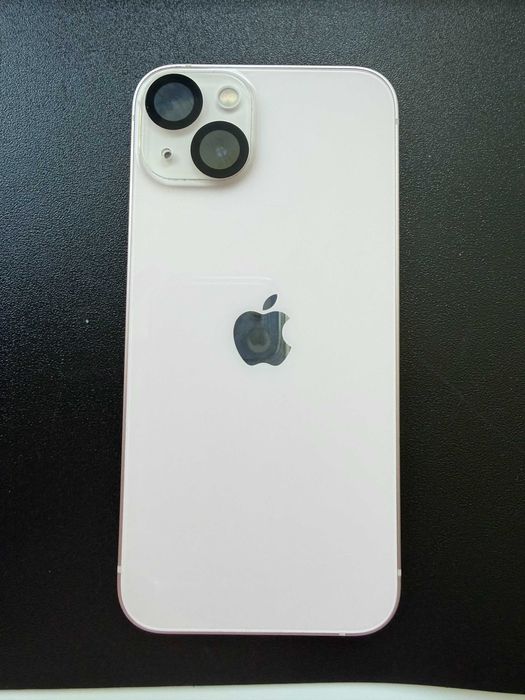 iPhone 13 Pink 128GB – отлично състояние + калъфи