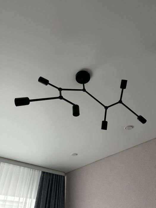 Продам люстру в стиле Хайтек