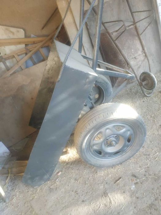 Arava Sotiladi Srochno