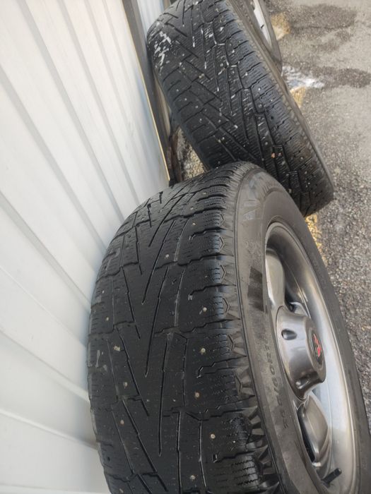 Продам комплект диски с резиной