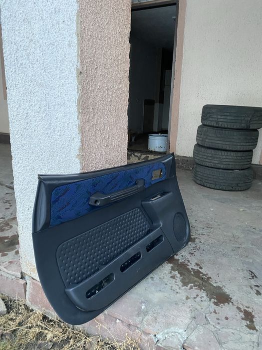 Дверная карта RAV4 1997 купе