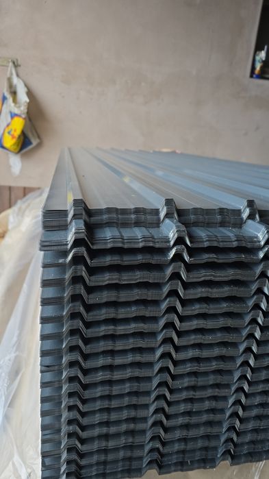 Tabla cutata gri maro roșu