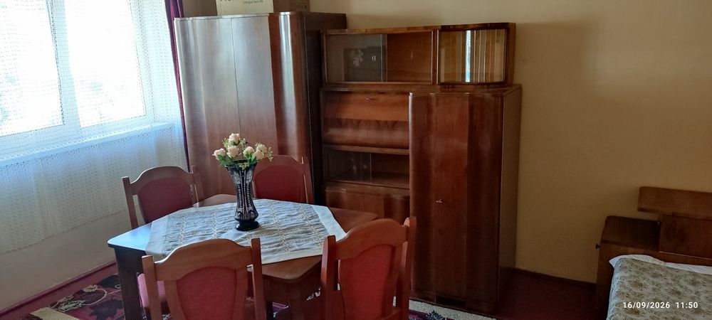 Vând apartament cu 2 camere, Petrila