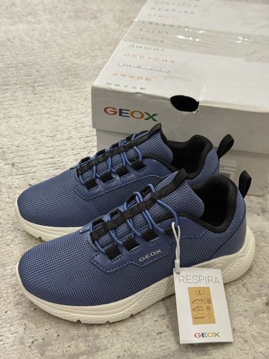 Кроссовки GEOX новые