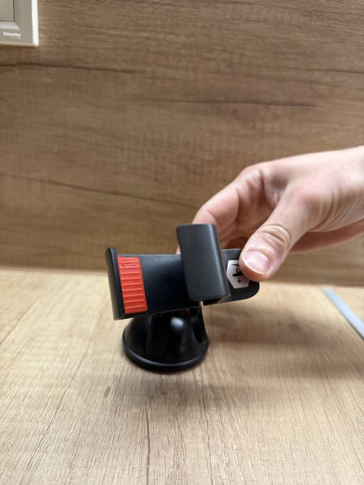 Стойка за телефон за кола