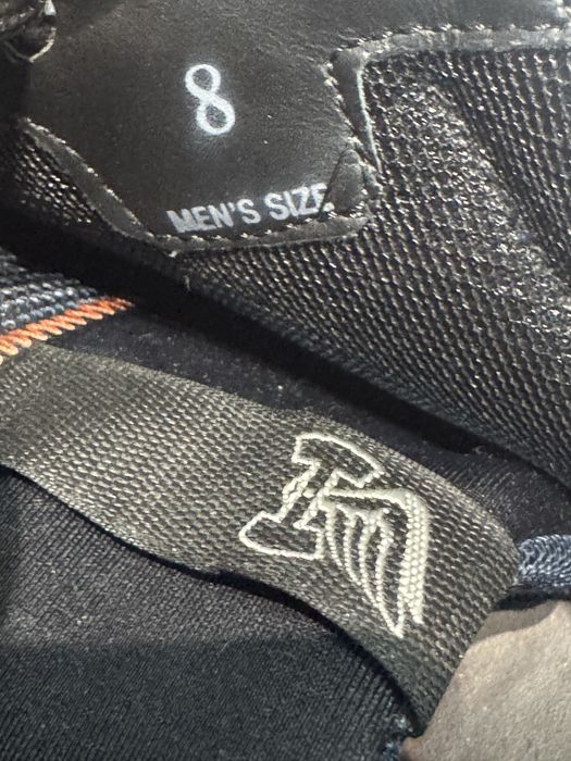 Сникърси HOGAN . Размер 42