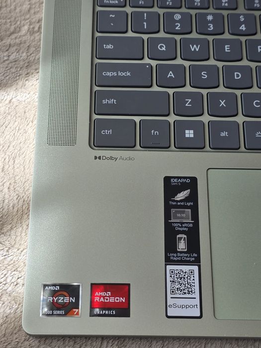 Laptop Lenovo 15ARP10, Ryzen 7, display 15,3, 16 GB DDR5, 1 TB SSD, slim, 14 cicluri