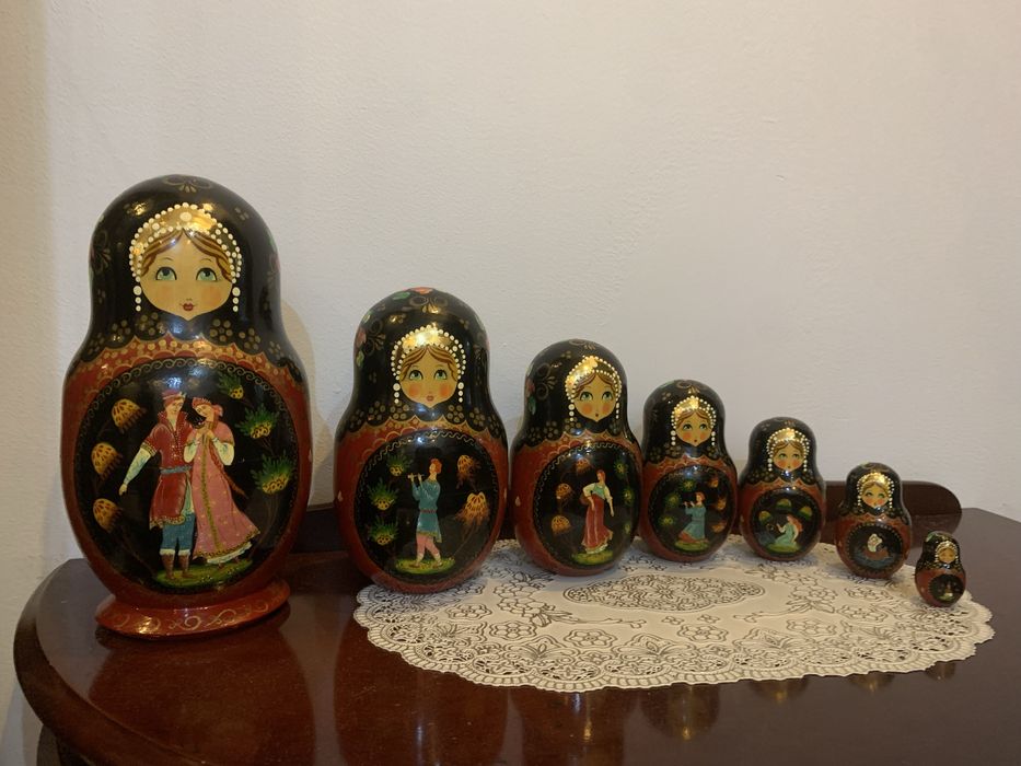 Сувенир матрешка 7 кукол 24 см.