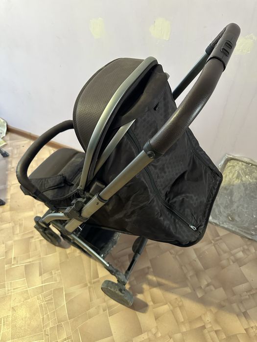 Продам коляску детскую