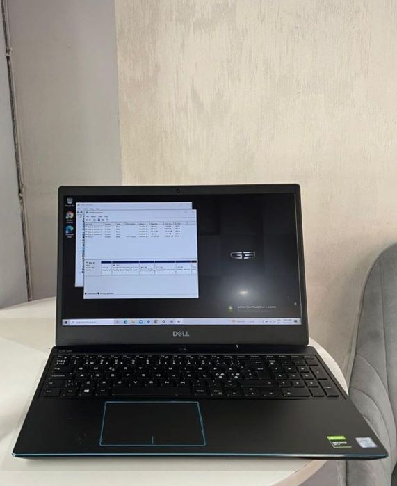 Laptop Gaming Dell G3 3590
