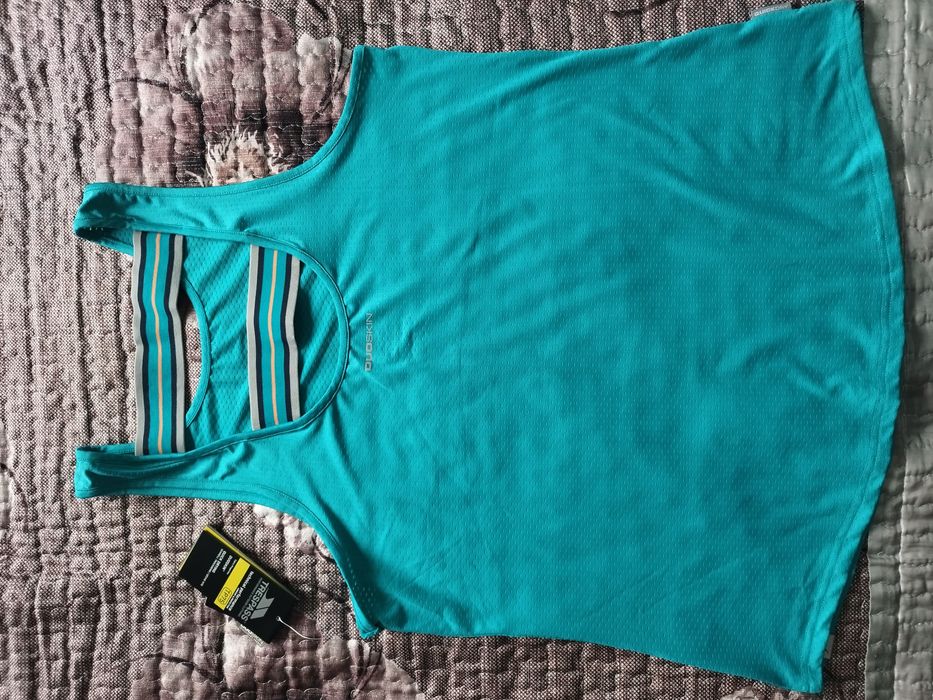 Maieuri damă, noi, mărimea L Trespass și Asics