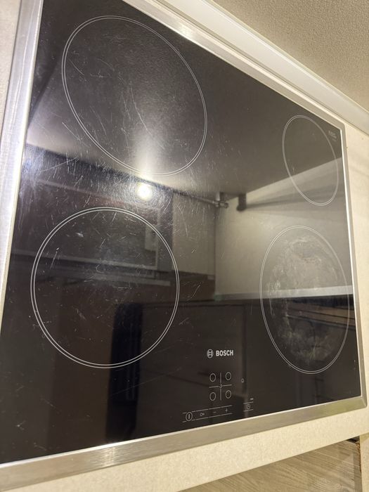 Керамичен плот Bosh с 4 зони