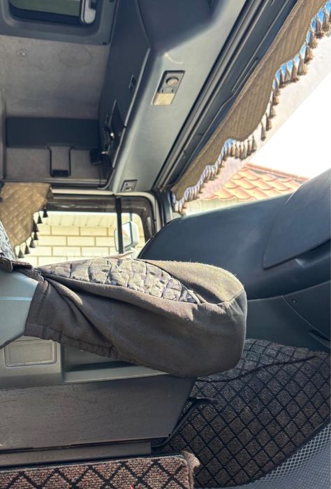 Продам тягач DAF 95XF