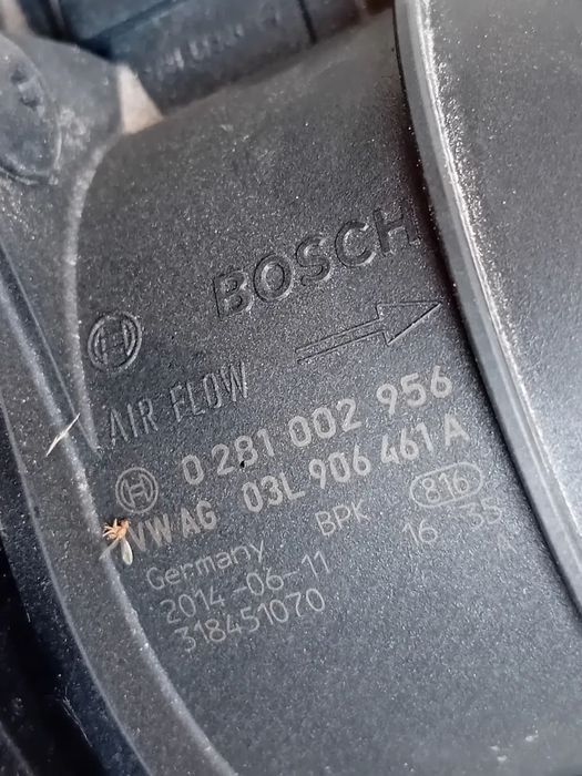 Debitmetru Aer Audi A6 4G C7 A5 A4 B8 Q3 Q5 2.0 Tdi Motor CVNH Cod 03L906461A Cutie NYU