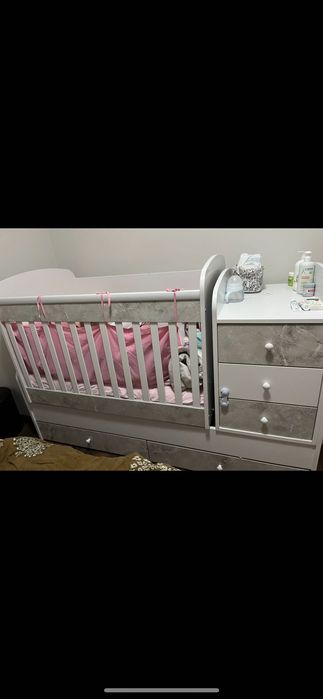 Продавам бебешка кошара + матрак