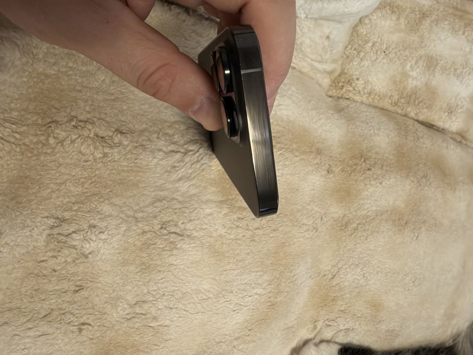 Продам Iphone 14 pro черный