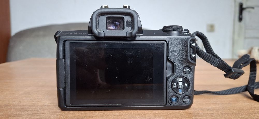 Фотоаппарат Canon eos m50 mark ii ef-m18-150.