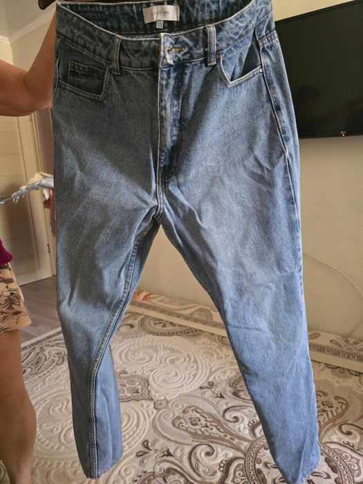 Продается одежда каждая по 2000