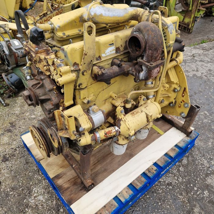 Motor Ford, combină new holland