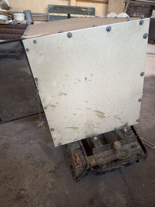 Клетка за кучета за кола