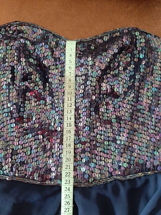 Офицлана/Бална рокля