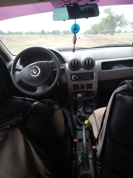 Продам автомашину Renault logan