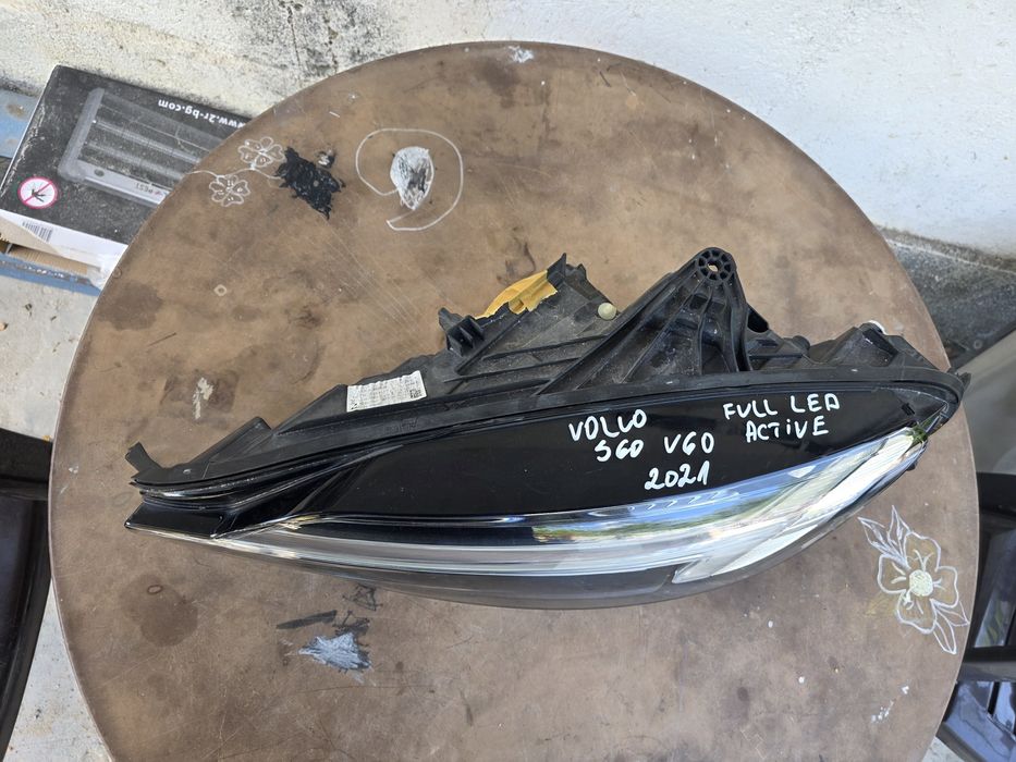 Volvo s60 v60 2021 ляв фар Full Led Active