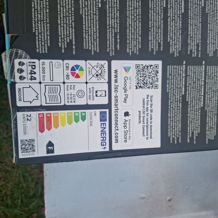 Corp iluminat Led, cu sistem inteligent conectare telefon, telecomanda, nou,  Belgia