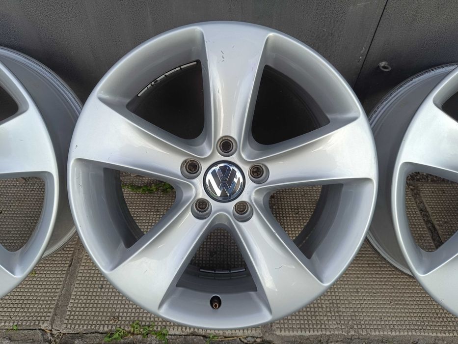 ОРИГИНАЛНИ джанти 17 ' цола 5x112 ФОЛКСВАГЕН / Volkswagen 57,1 ET39