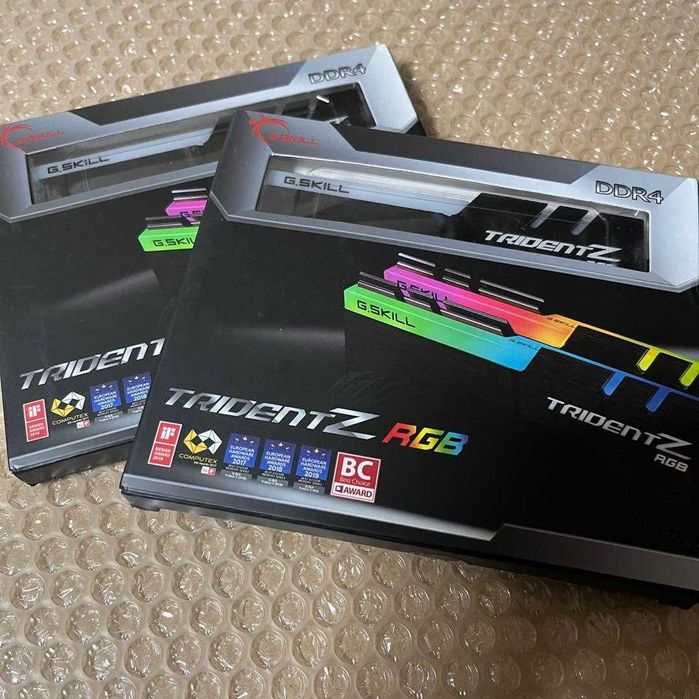 Kit placa de baza X570 Si 32GB Ram TridentZ RGB  !