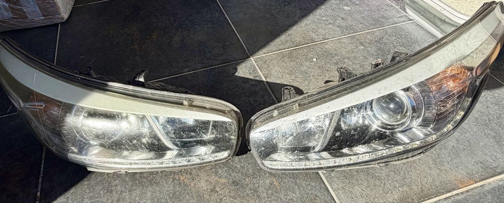 Vand far cu led Kia Ceed stanga dupa 2013