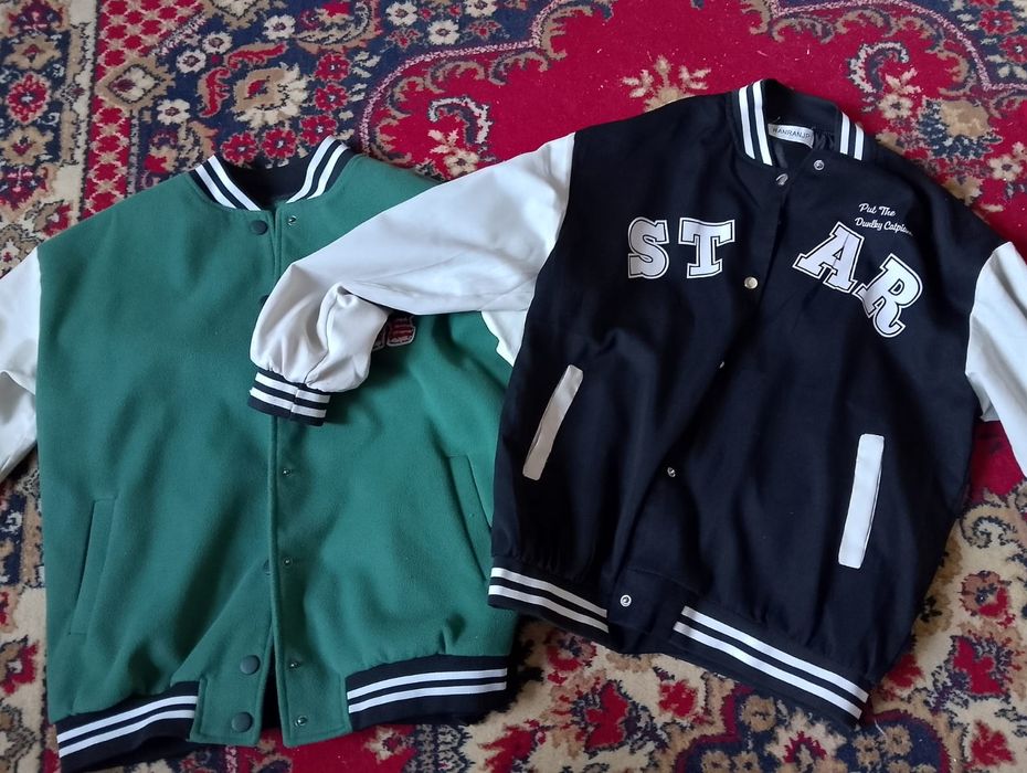 Вещи пакетами, очень много вещей.