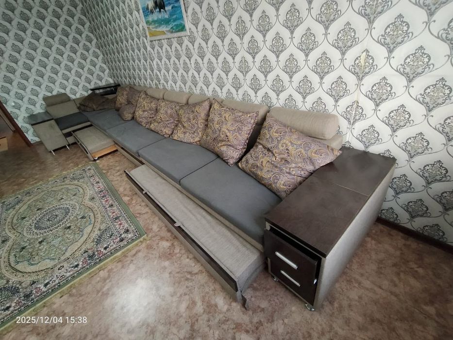 Диван в хорошем состоянии срочно продам