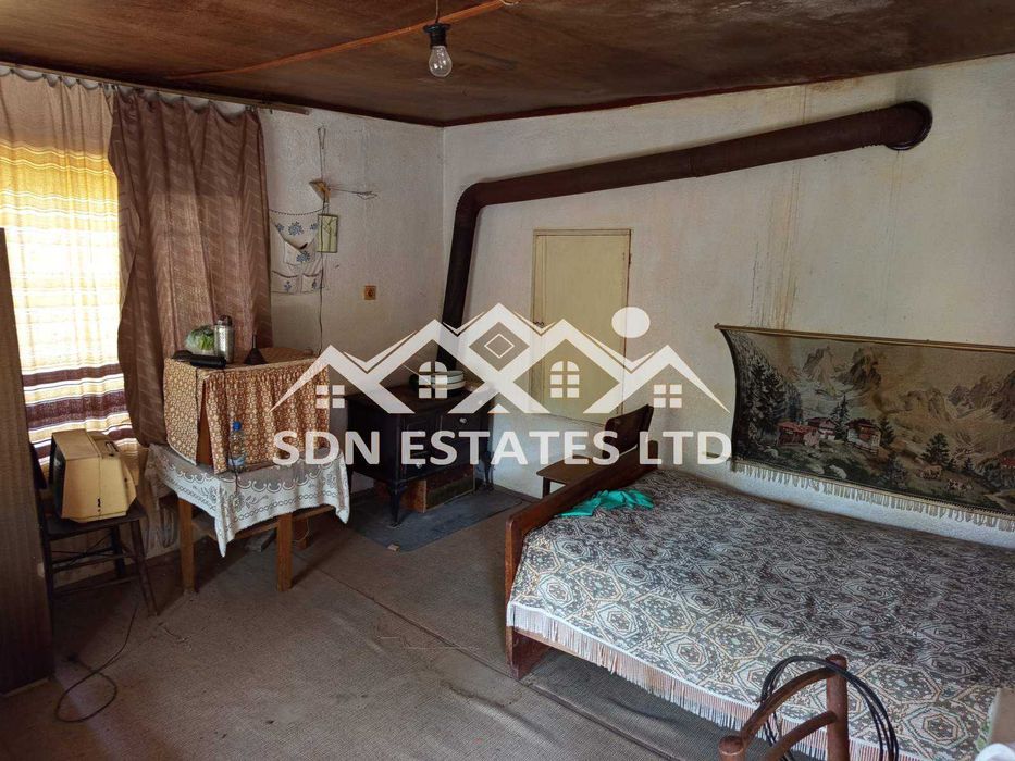 Продава се Къща в с. Средногорово, Област Стара Загора - 100 кв.м за 347 €/кв.м - Снимка #2