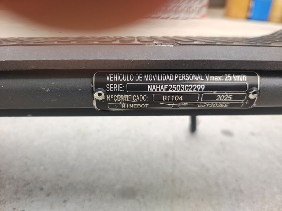 Trotineta Segway nNinebot F2 Pro an 2025