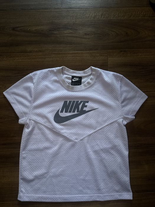 дамска тениска Nike top ss mesh