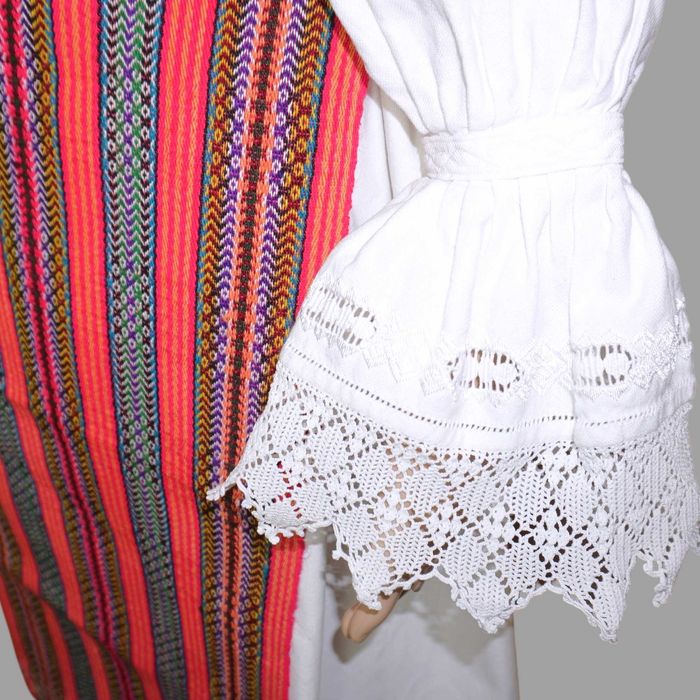 Costum popular vechi din Banat masura M-L, port popular autentic