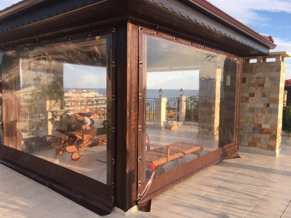 Ветроупорни завеси, навеси, покривала