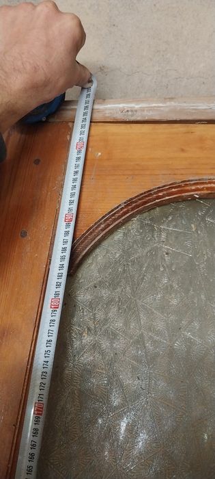 Дверь  качественное чистое лиственница