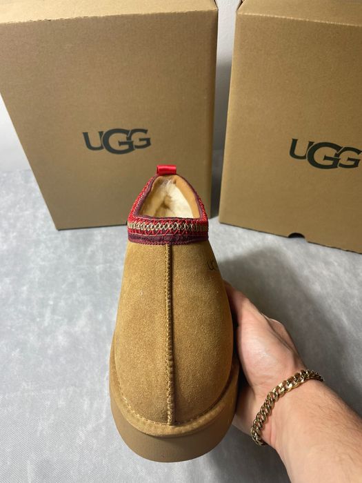 UGG Talisman Slipper