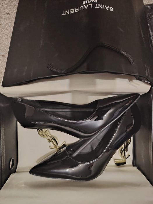 Pantofi Saint Laurent