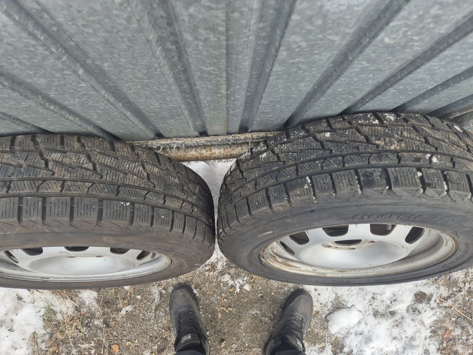 Продам резину с дисками на рено дастер