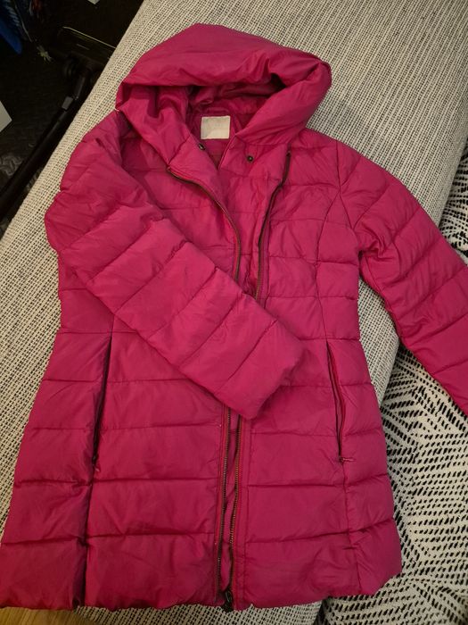 Оригинална парка от гъши пух на марката guess