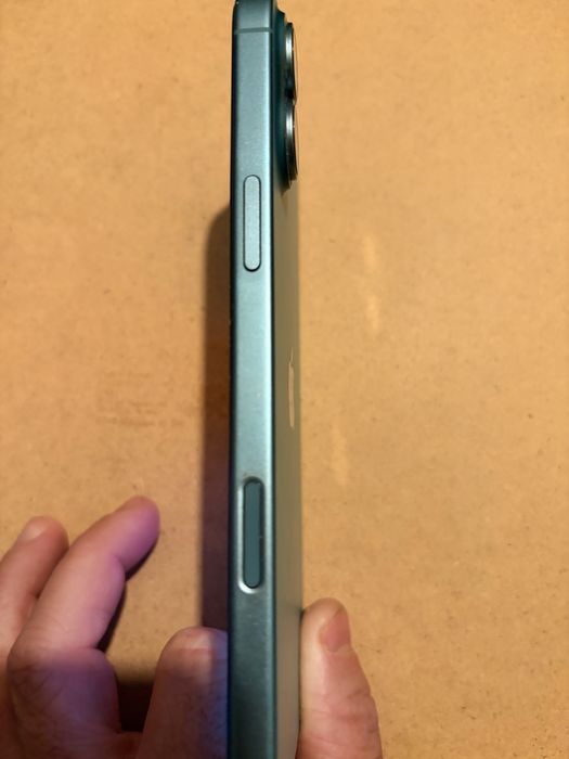 iPhone 16 Plus – stare foarte bună, impecabil, preț avantajos