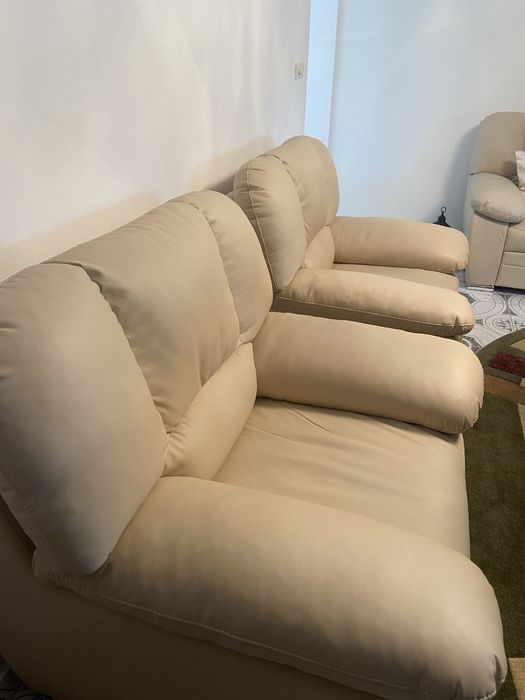 vand canapea extensibila