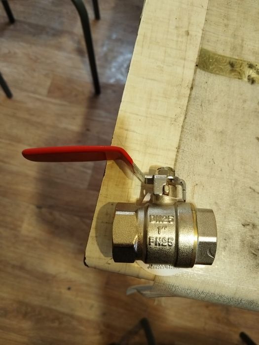 Продам кран. Кран флянец.