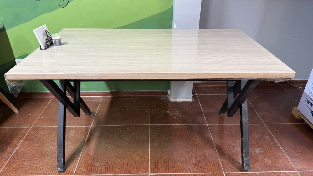 Столы с стульями